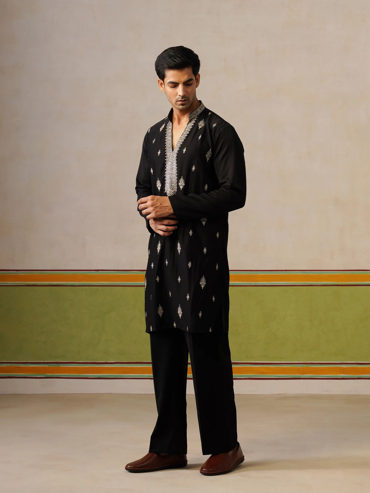 Black Japanese Fabric Kurta with Baggy Pant