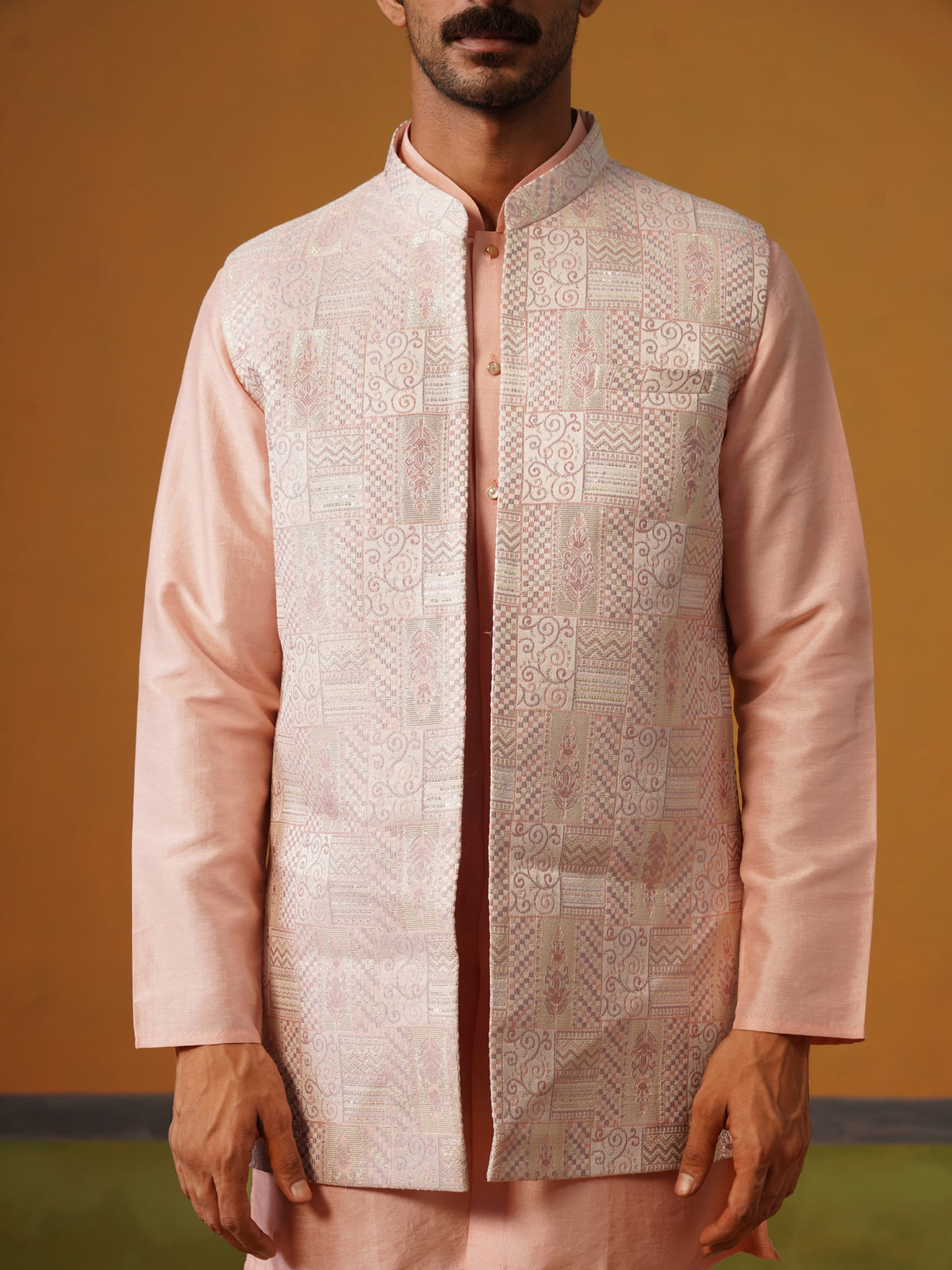 Pink Jaquard Koti Set