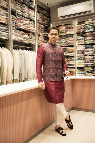Maroon Jaquard Koti Set