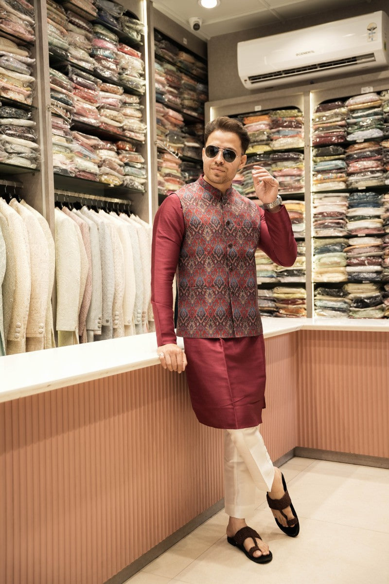 Maroon Jaquard Koti Set